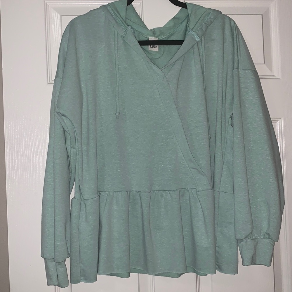 NWOT Sew in Love Sz Large